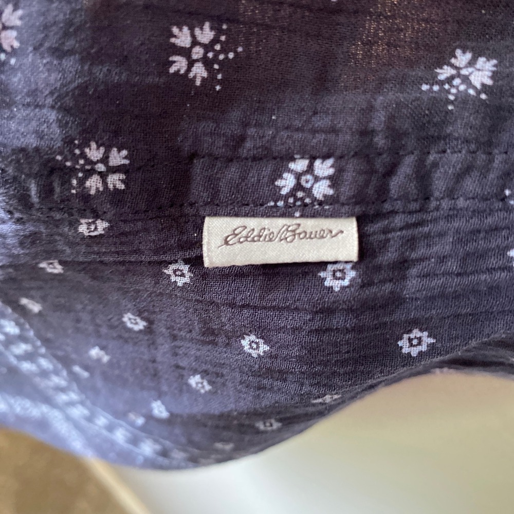 Eddie Bauer Womens Navy Blue Bandana Paisley Gauze Sleeveless Button Down Top L - Picture 6 of 12